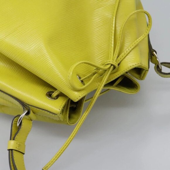 LOUIS VUITTON Epi Petit Noe Shoulder Bag Pistachian M40969 LV Auth MY014 - Picture 6 of 16